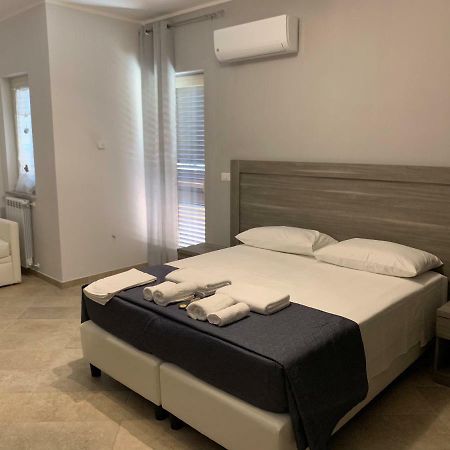 Stanza Vacanza Lo Stadio Sibari Exteriör bild