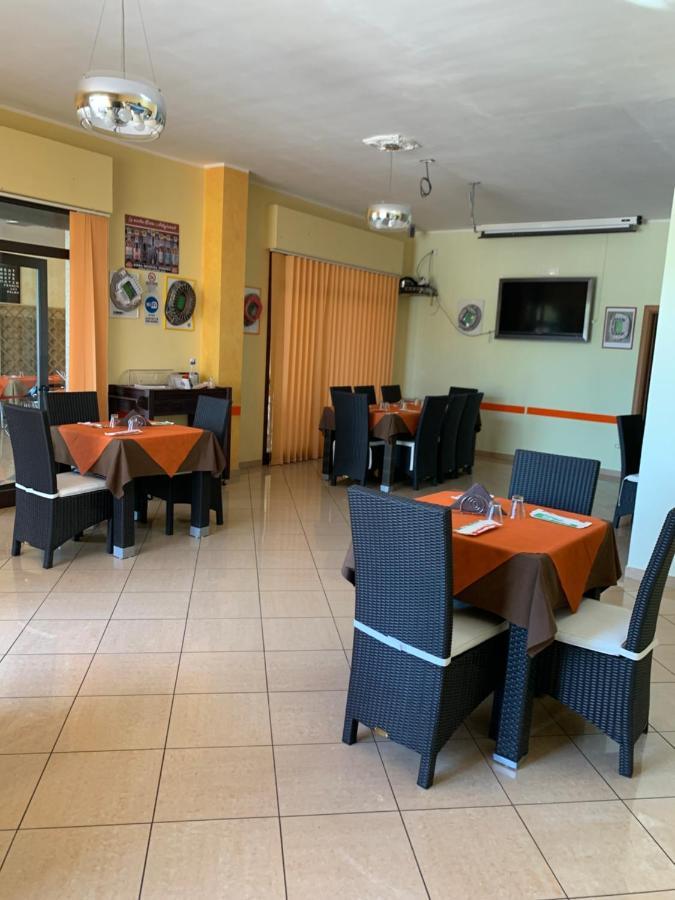 Stanza Vacanza Lo Stadio Sibari Exteriör bild