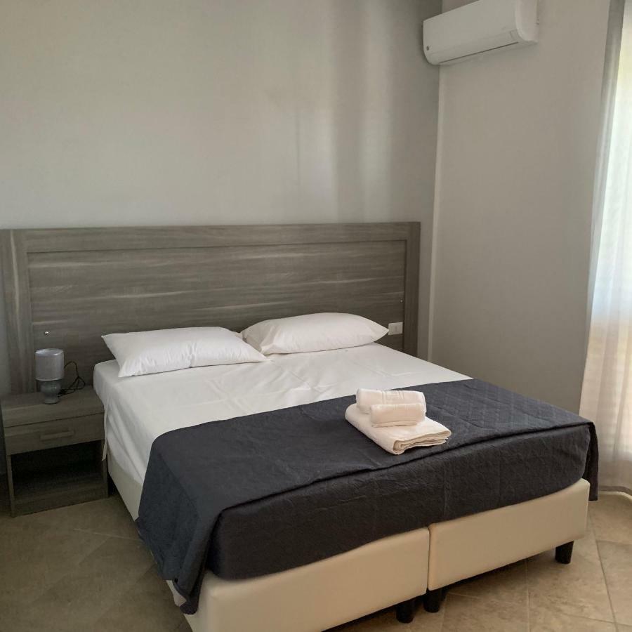 Stanza Vacanza Lo Stadio Sibari Exteriör bild